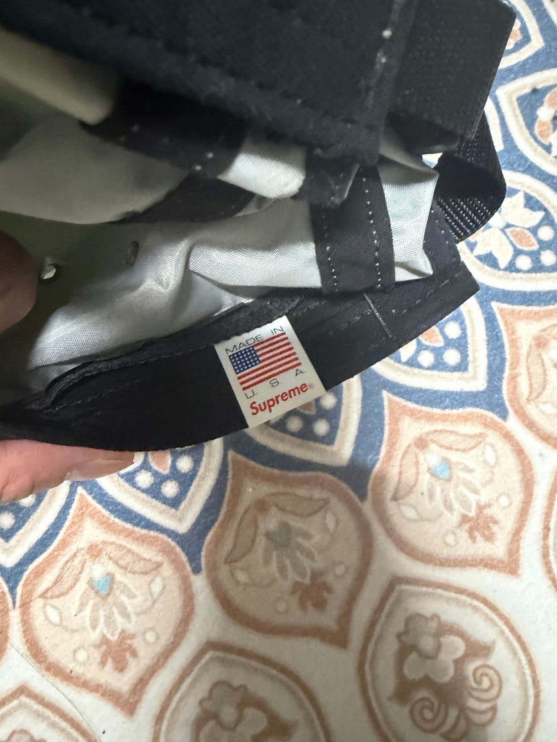 슈프림 리플렉티브 캠프캡 상품이미지2