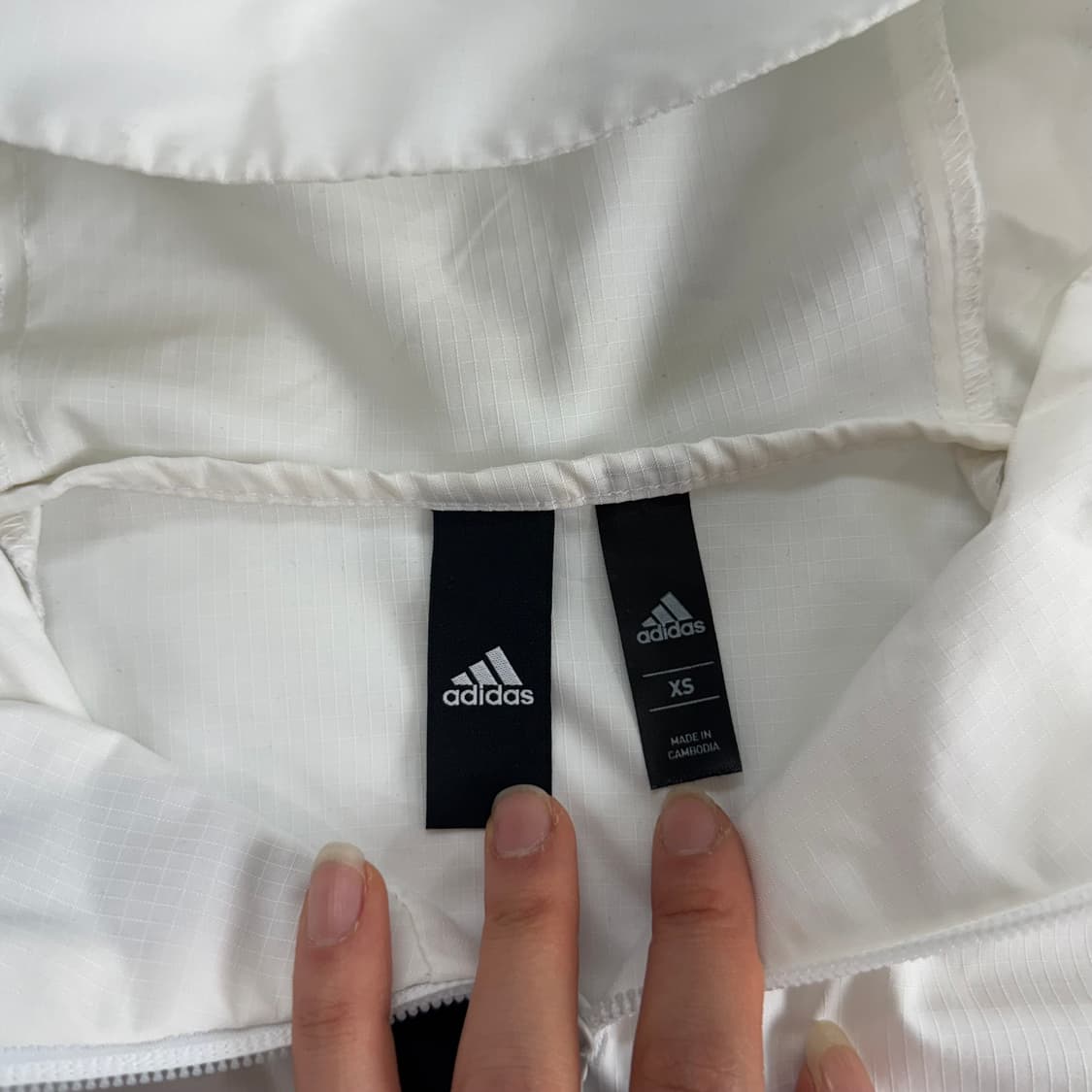 Adidas 아디다스 2-way 흰검 바람막이 상품이미지5