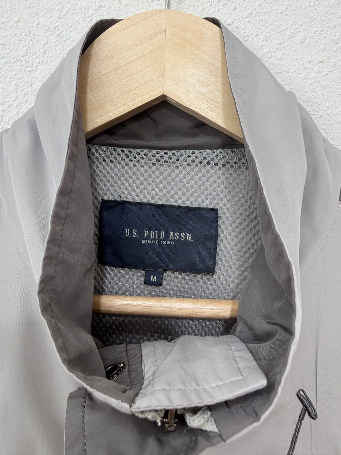 U.S. POLO ASSN 빅로고 성조기 윈드브레이커 자켓 상품이미지4
