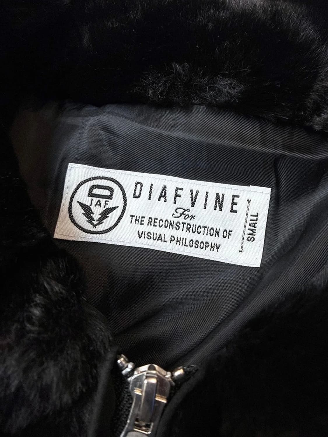 디아프바인 DIAFVINE 빅 로고 퍼 자켓 PN5610 상품이미지8