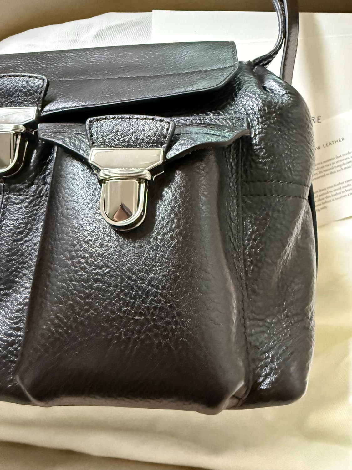 르메르 기어백 미디움 에스프레소 상품이미지3