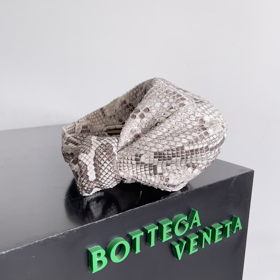 Bottega Veneta보테가베네타 조디백 뱀피 가죽 핸드백 숄더백 ( 상품이미지2