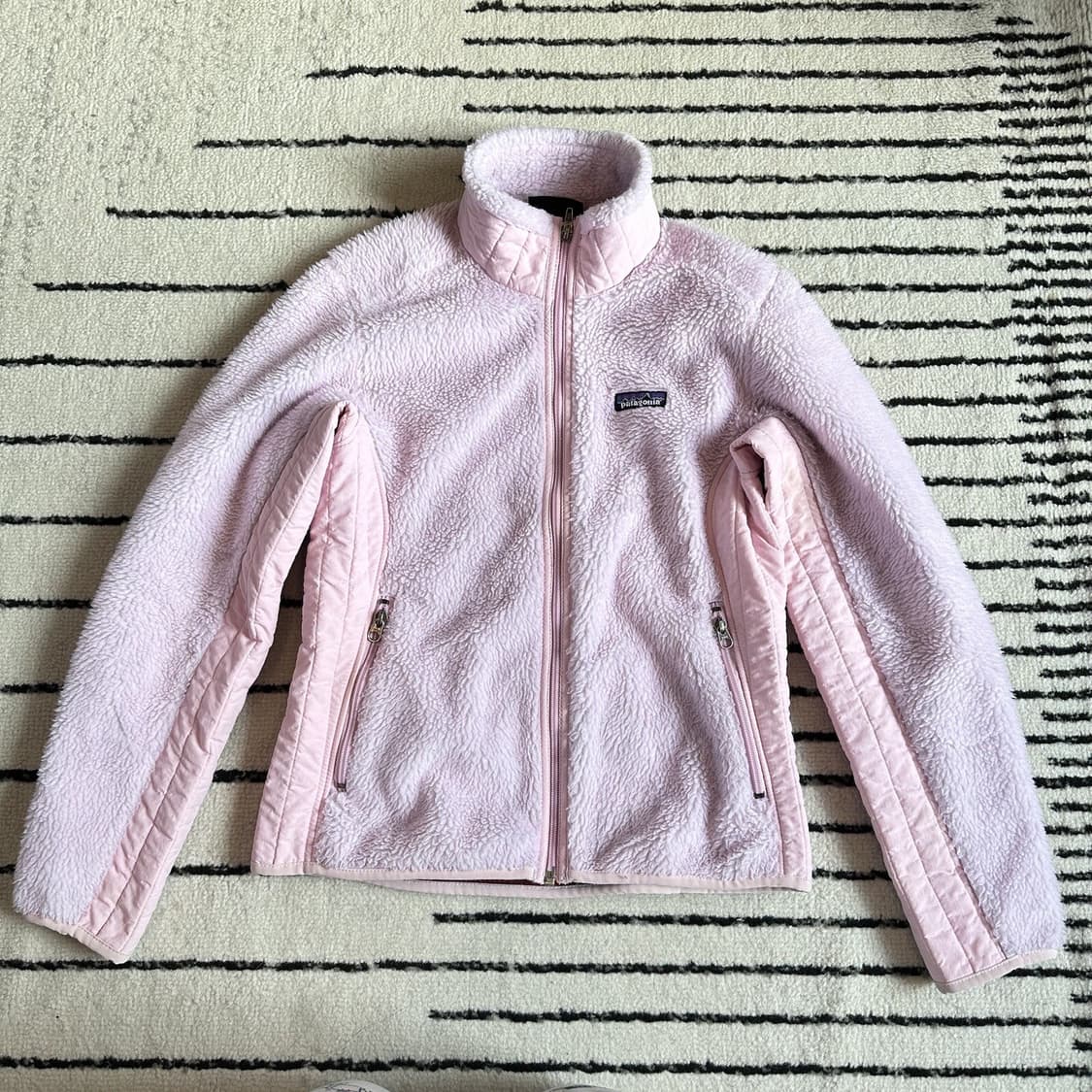 파타고니아 클래식 레트로-X 플리스 자켓 더스티 로즈 상품이미지1