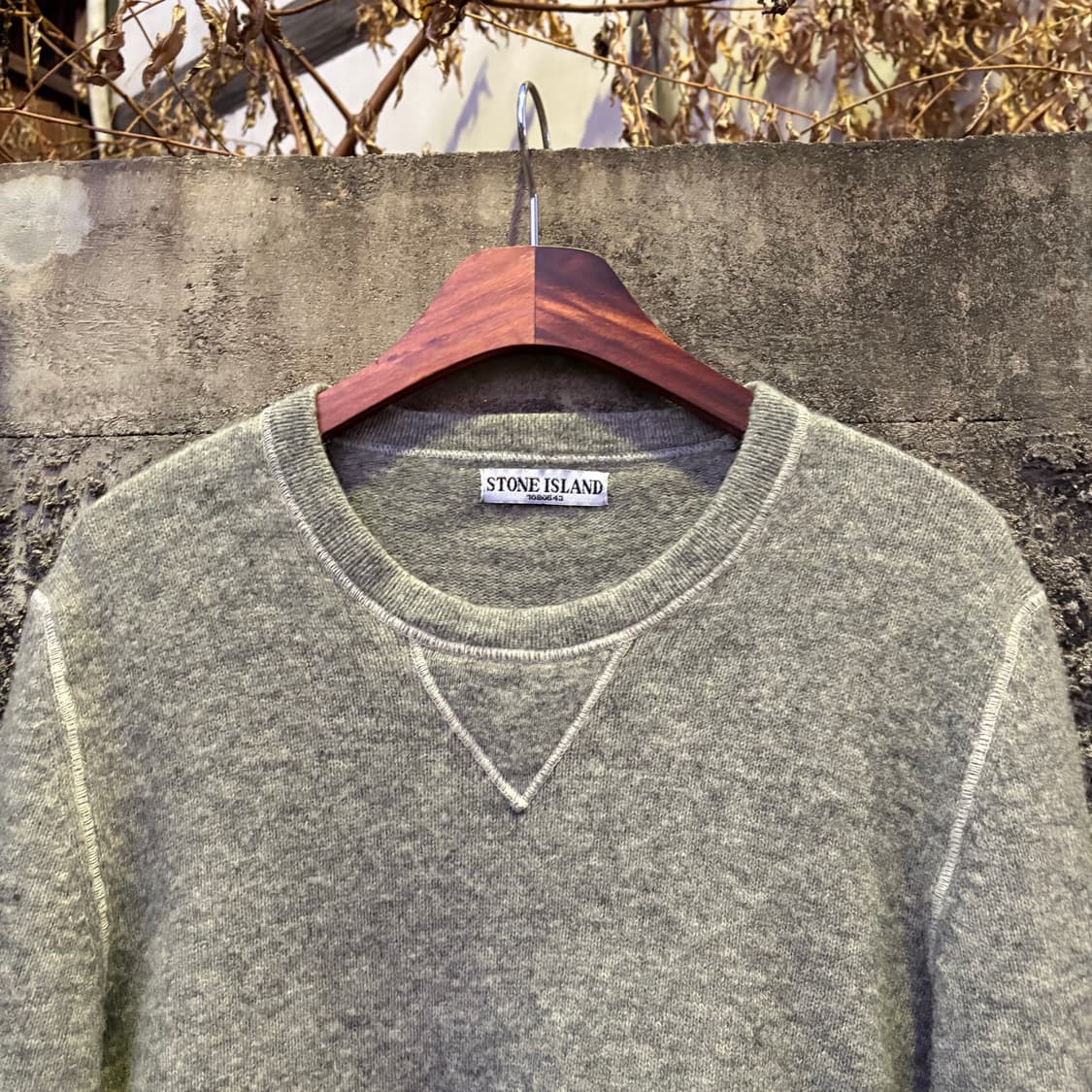스톤아일랜드 그레이 스웨터 상품이미지2