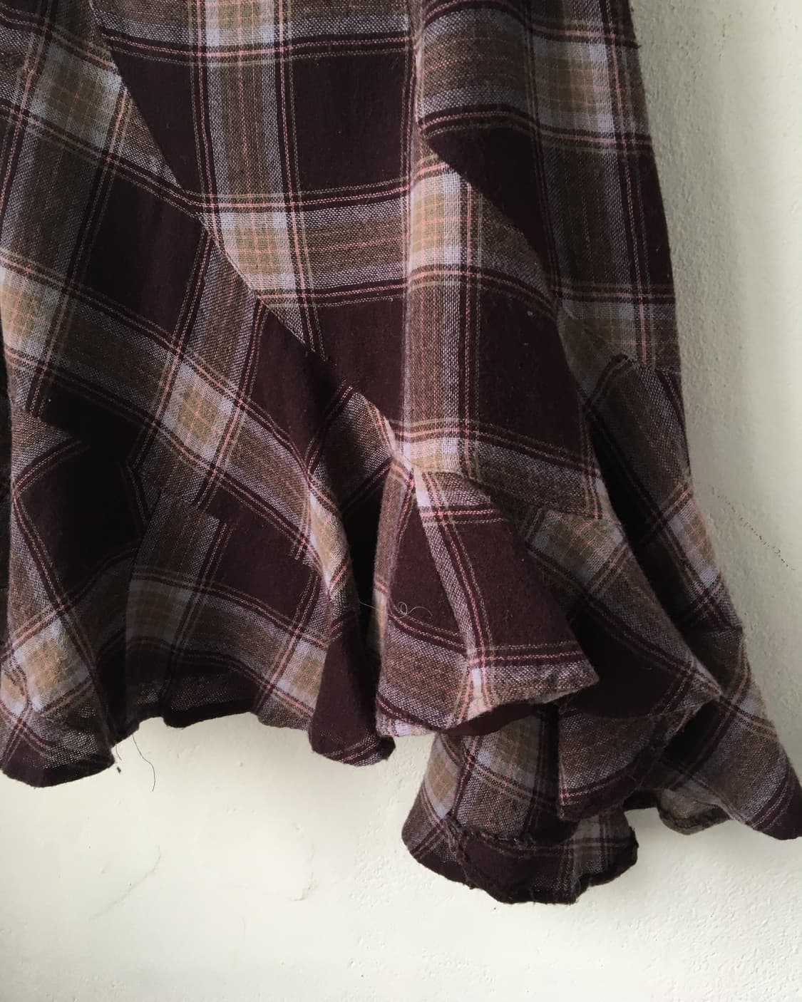 unbalanced check pattern skirt 상품이미지3