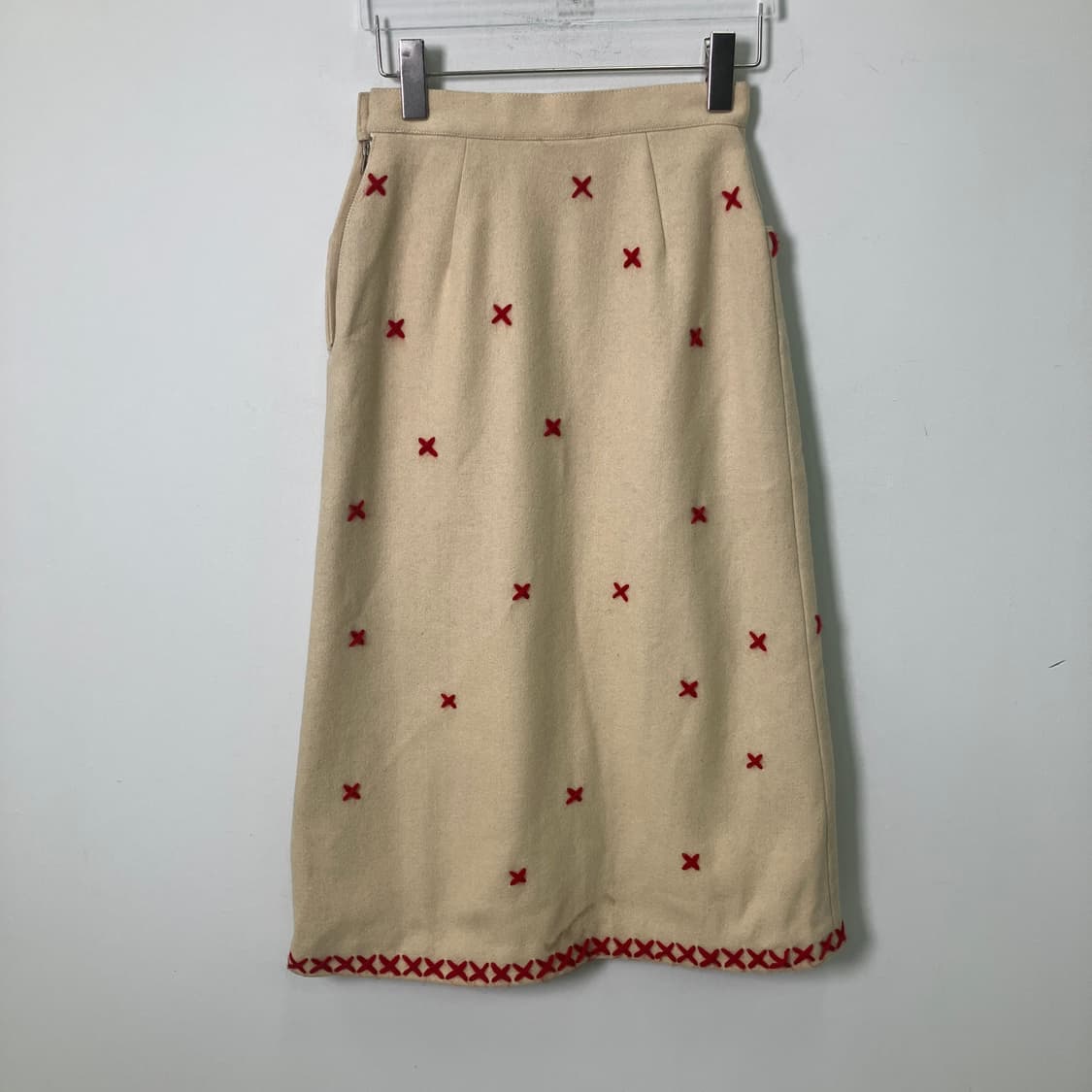 80's 이세이미야케 레드 스티치 울 스커트 상품이미지2