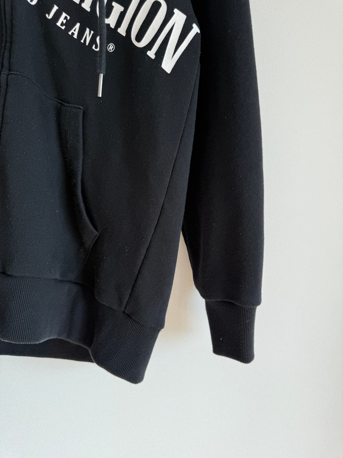 트루릴리젼(TRUE RELIGION) 후드집업 상품이미지2