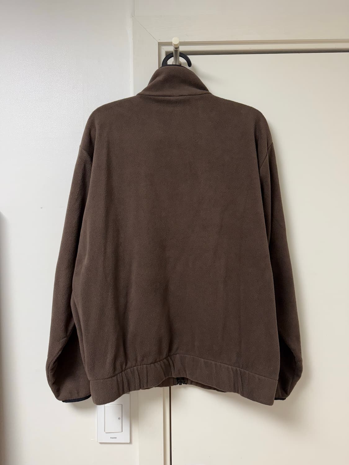 아디다스 셰르파 플리스 자켓 브라운 S사이즈 (HK9879) 상품이미지2