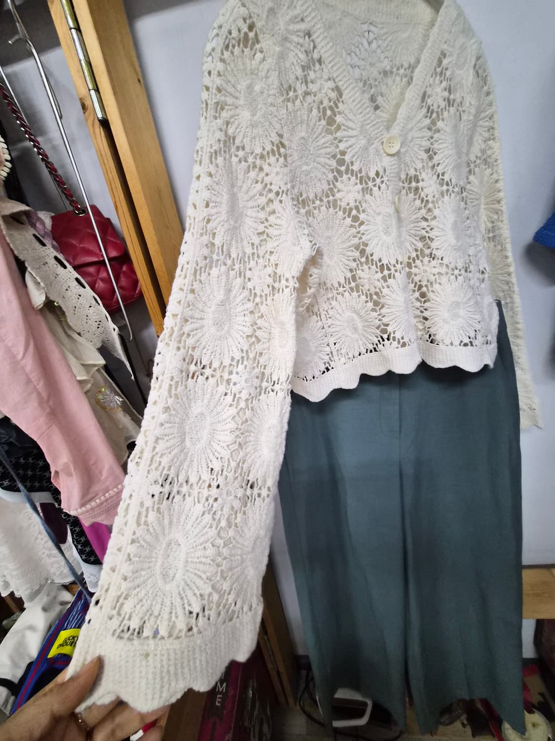 에스닉 자수  크로셰 가디건. 세컨플로어 춘하팬츠 상품이미지4