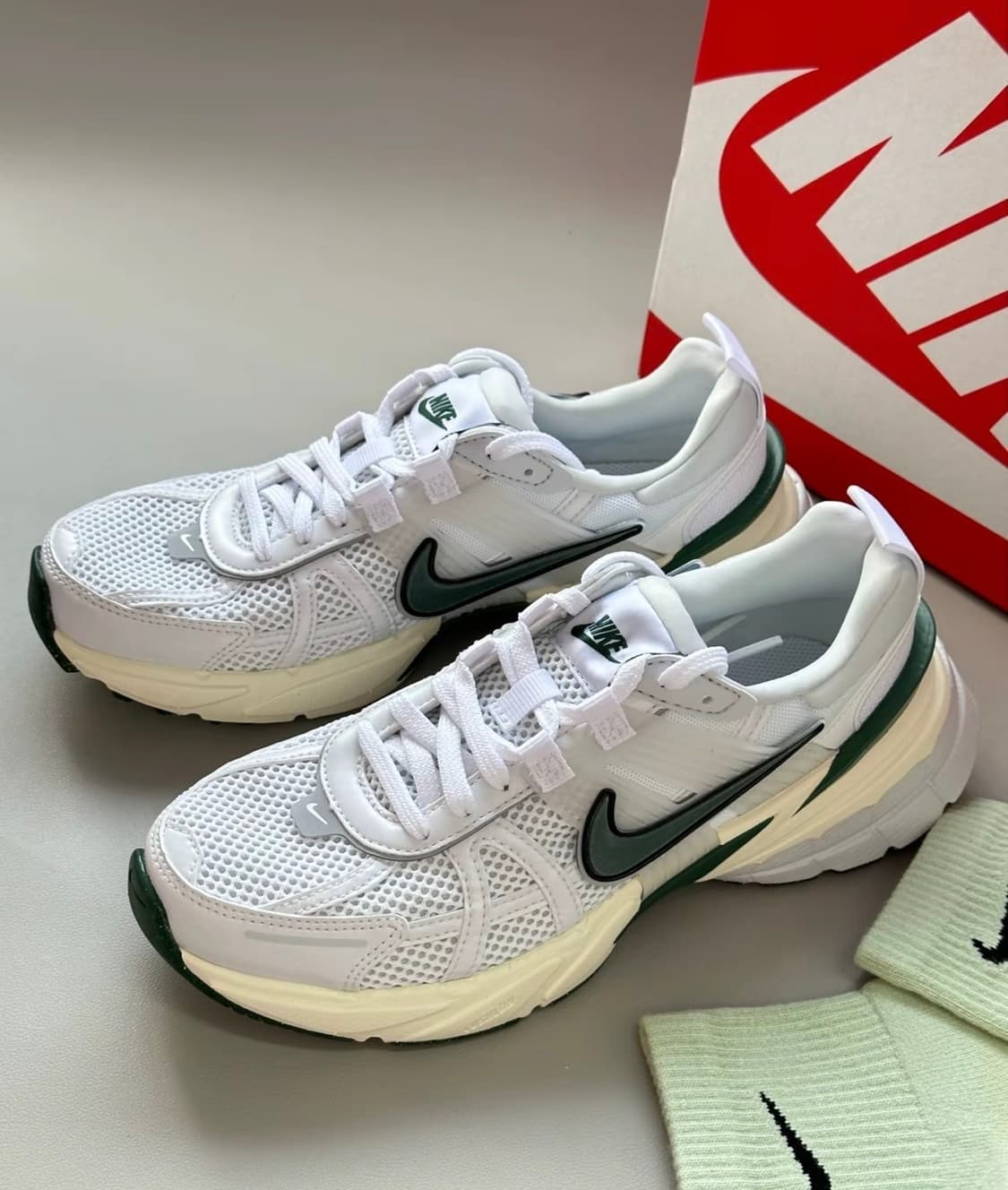 나이키 V2K 런 운동화 런닝화 230 상품이미지1