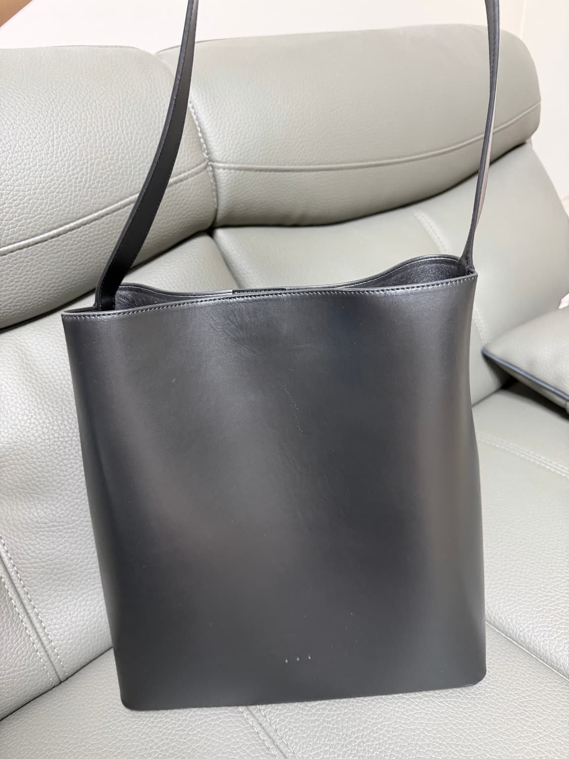 에스더 에크메 숄더백 상품이미지2