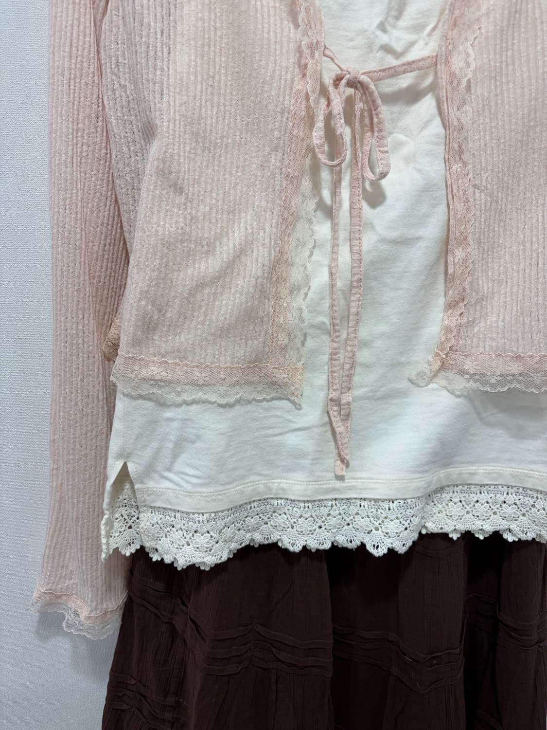 딸기초코 set 🍓🍫 핑크 가디건 + 어스뮤직 나시 + gap 스커트 상품이미지3