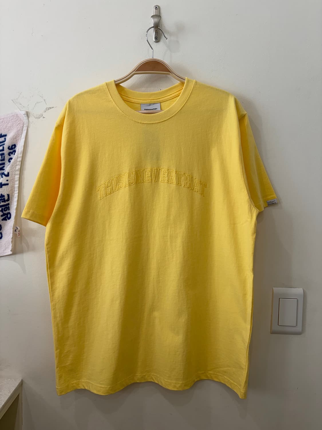 81. 디스이즈네버댓 반팔 상품이미지1