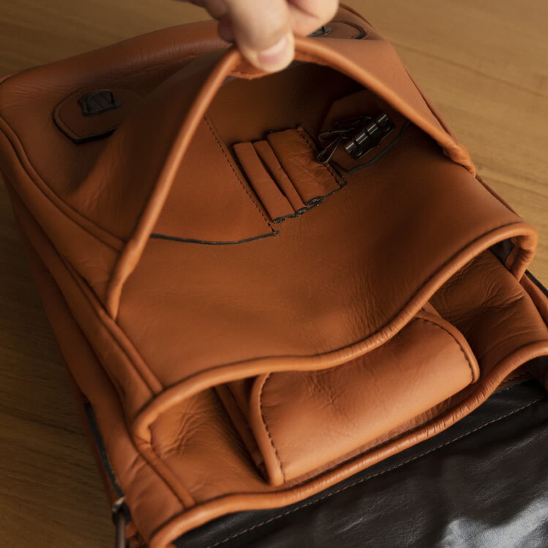 PORTER Leather Shoulder Bag 상품이미지8