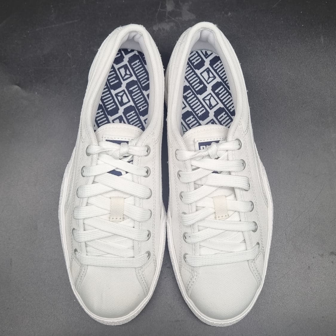 새상품급 푸마 러브캔버스 스니커즈 245 상품이미지2