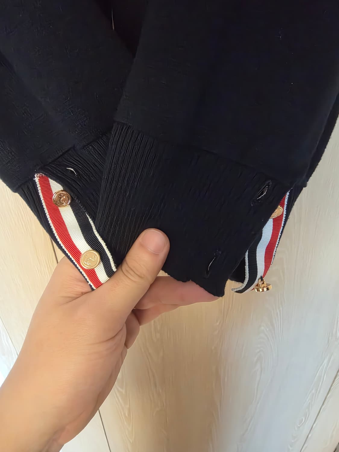 [4사이즈] 톰브라운 밀라노스티치 가디건 4사이즈 구매1달 상품이미지5