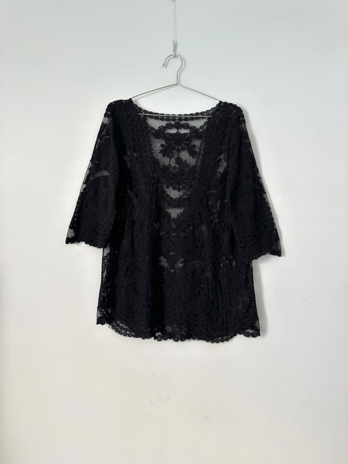 See through embroidery top / black 상품이미지1