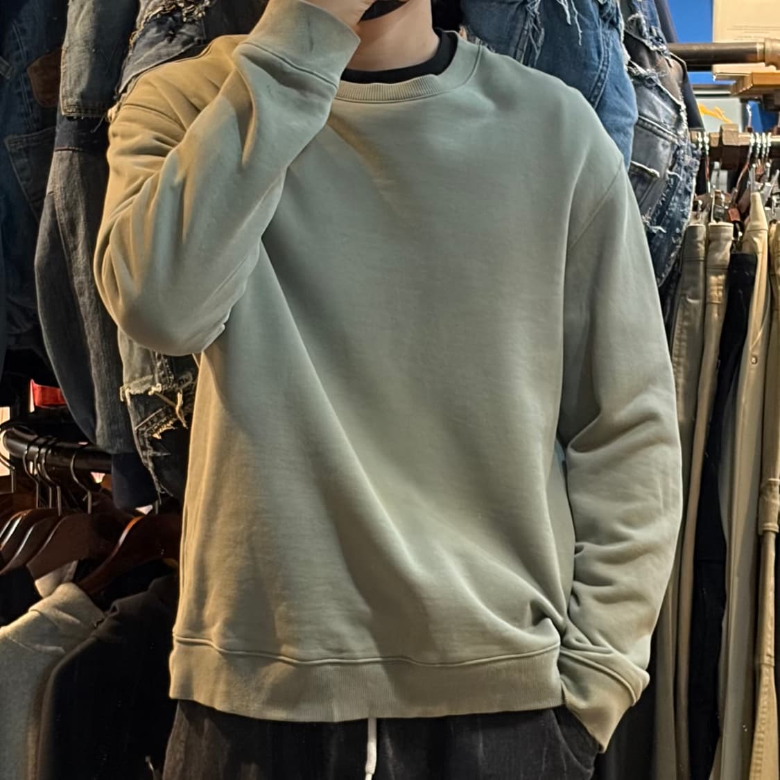 [NO.9] DKNY 맨투맨 상품이미지1