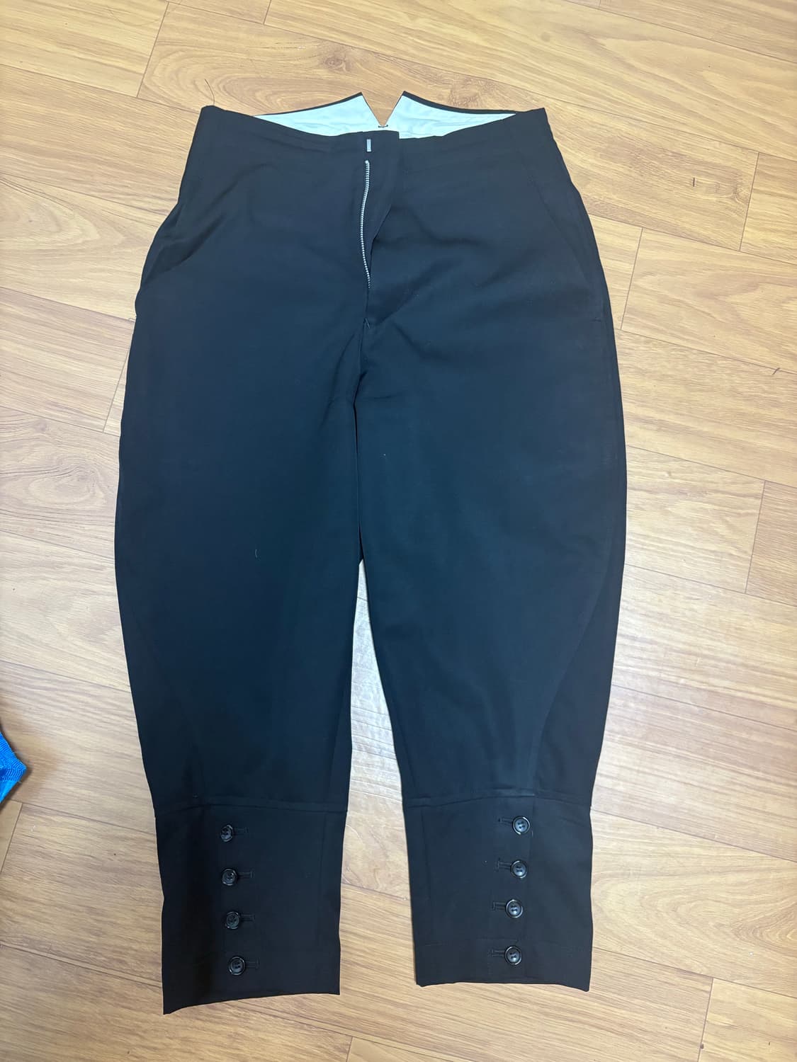 꼼데가르송 5버튼 팬츠 상품이미지1