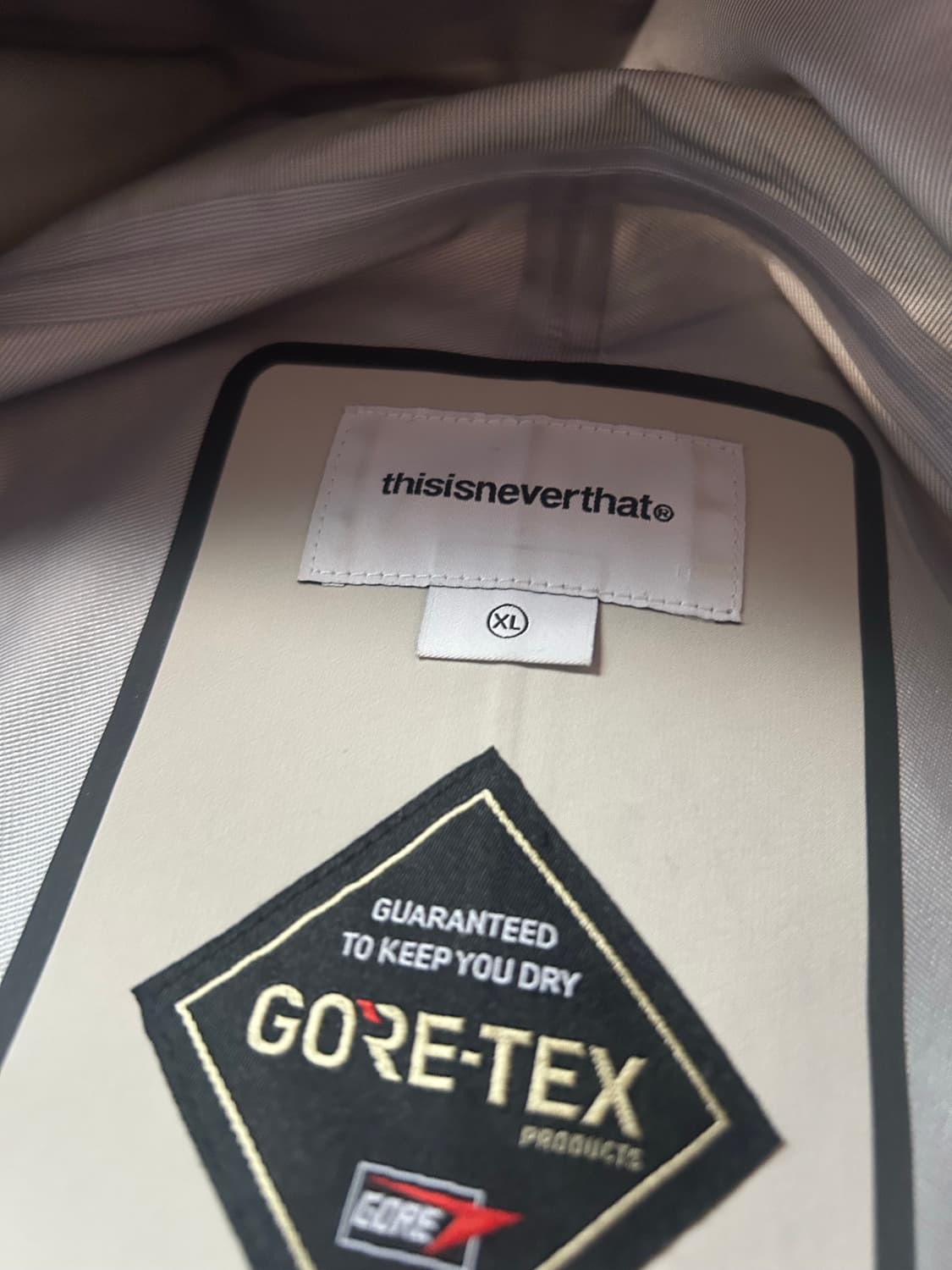 디스이즈네버댓 고어텍스 xl 상품이미지2