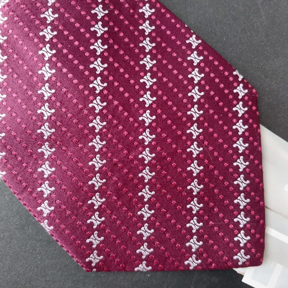 셀린느 실크 퍼플 트리오페 패턴 넥타이 9cm A+등급 K2158 상품이미지6