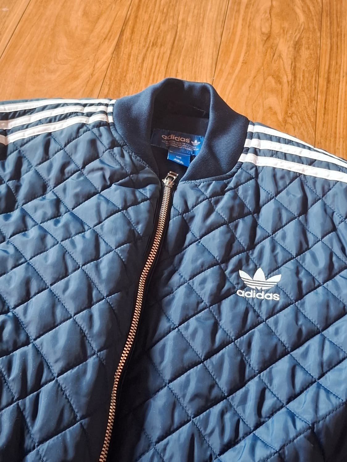 아디다스 슈퍼스타 네이비 퀄팅 자켓 상품이미지2