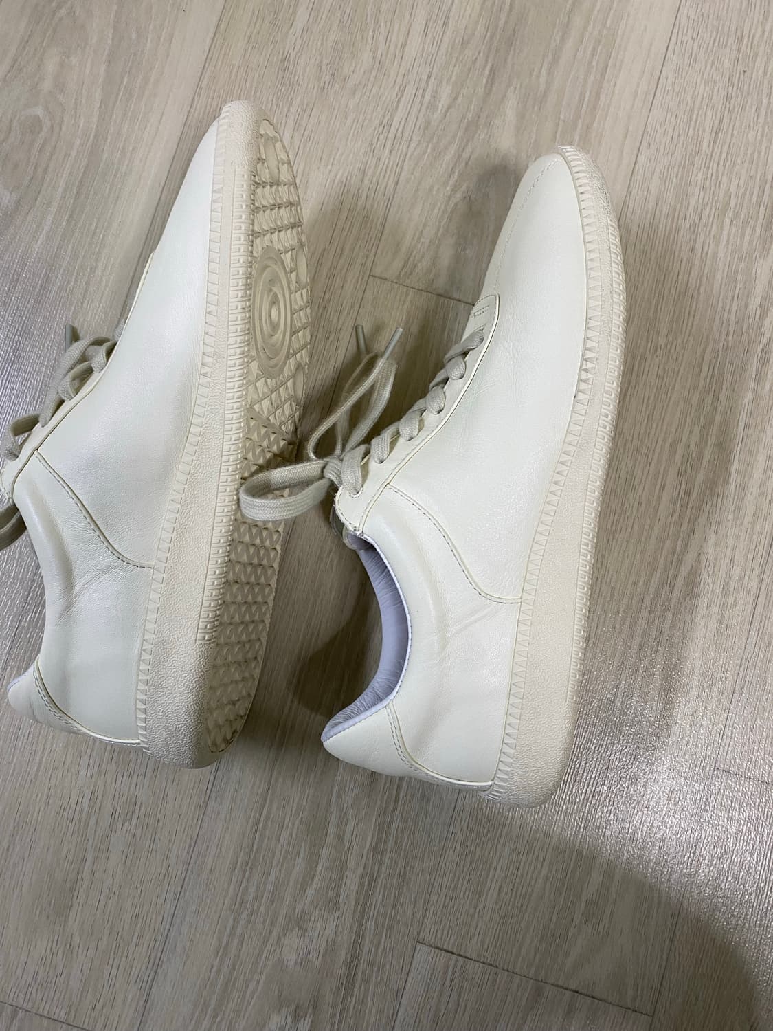 킨치 833 white 260 상품이미지2