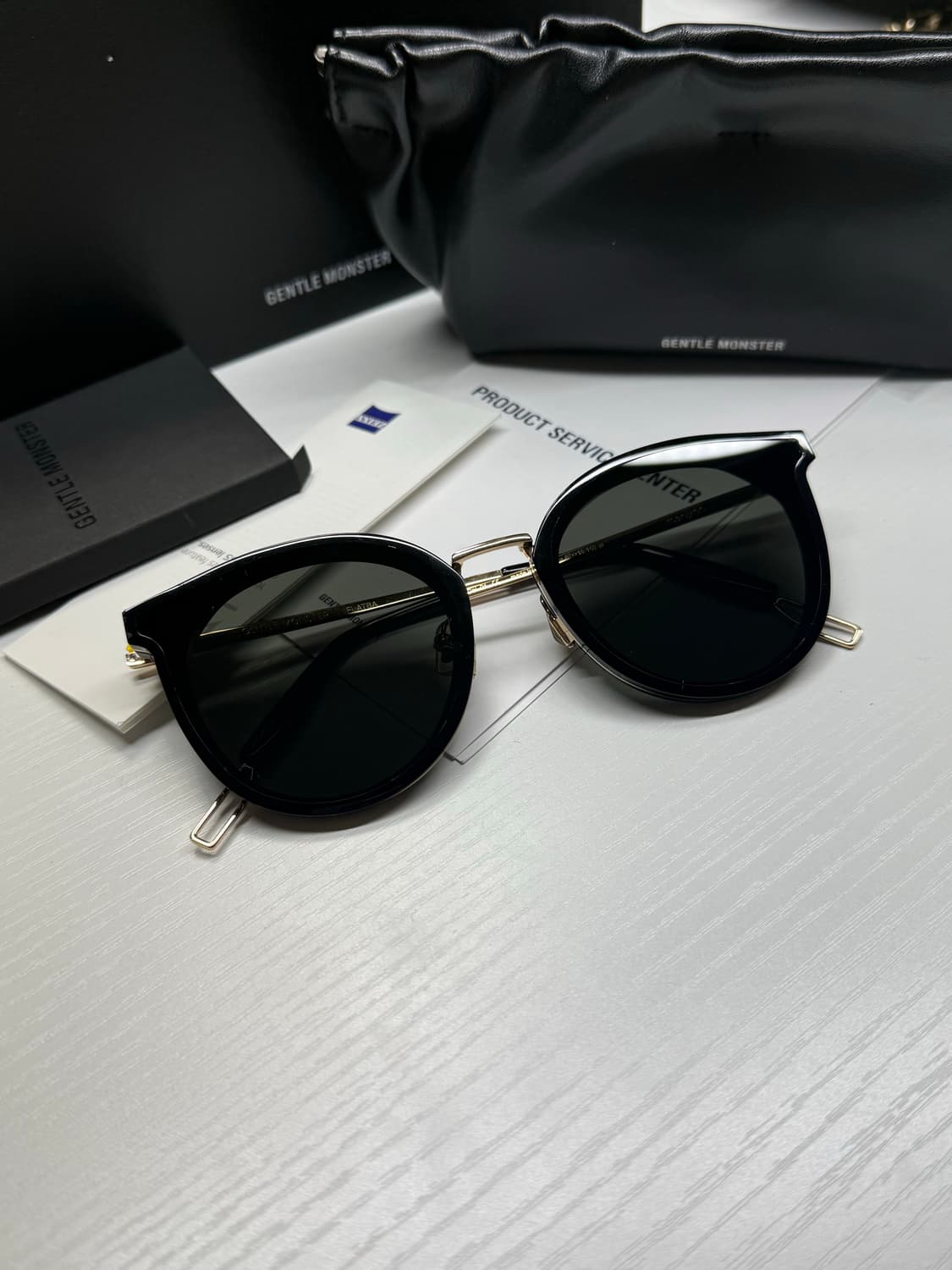 젠틀몬스터 MERLYNN-01 멀린 01 선글라스 블랙 골드 상품이미지1