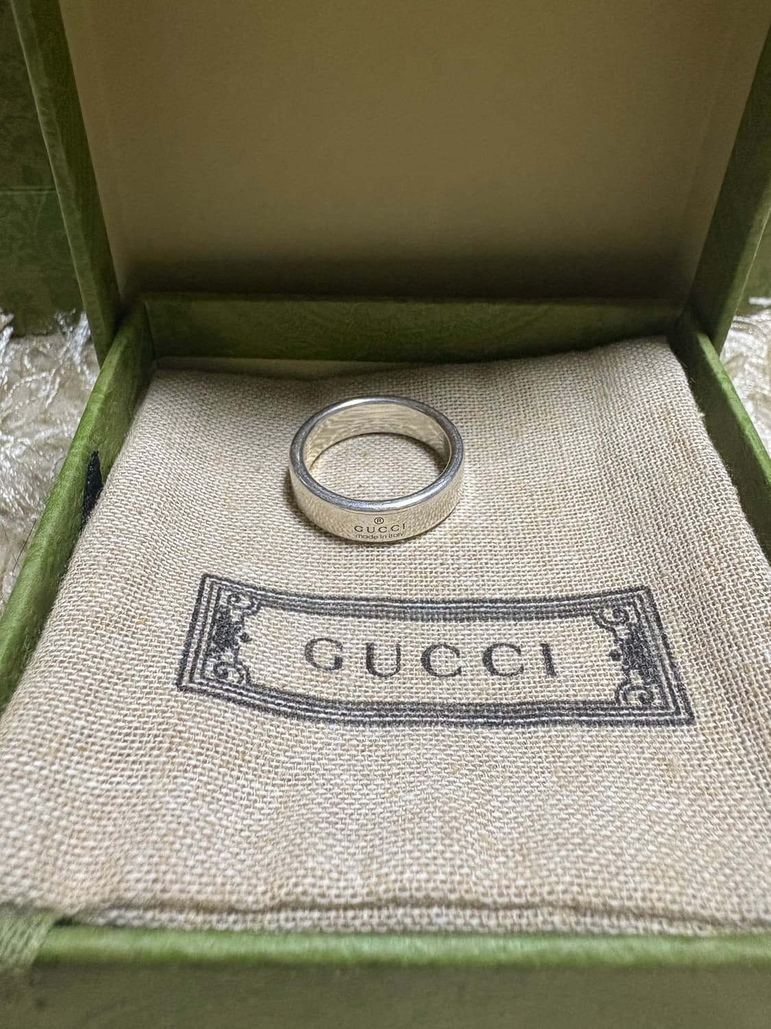 구찌 다이애그널 인터로킹 g 반지 상품이미지4