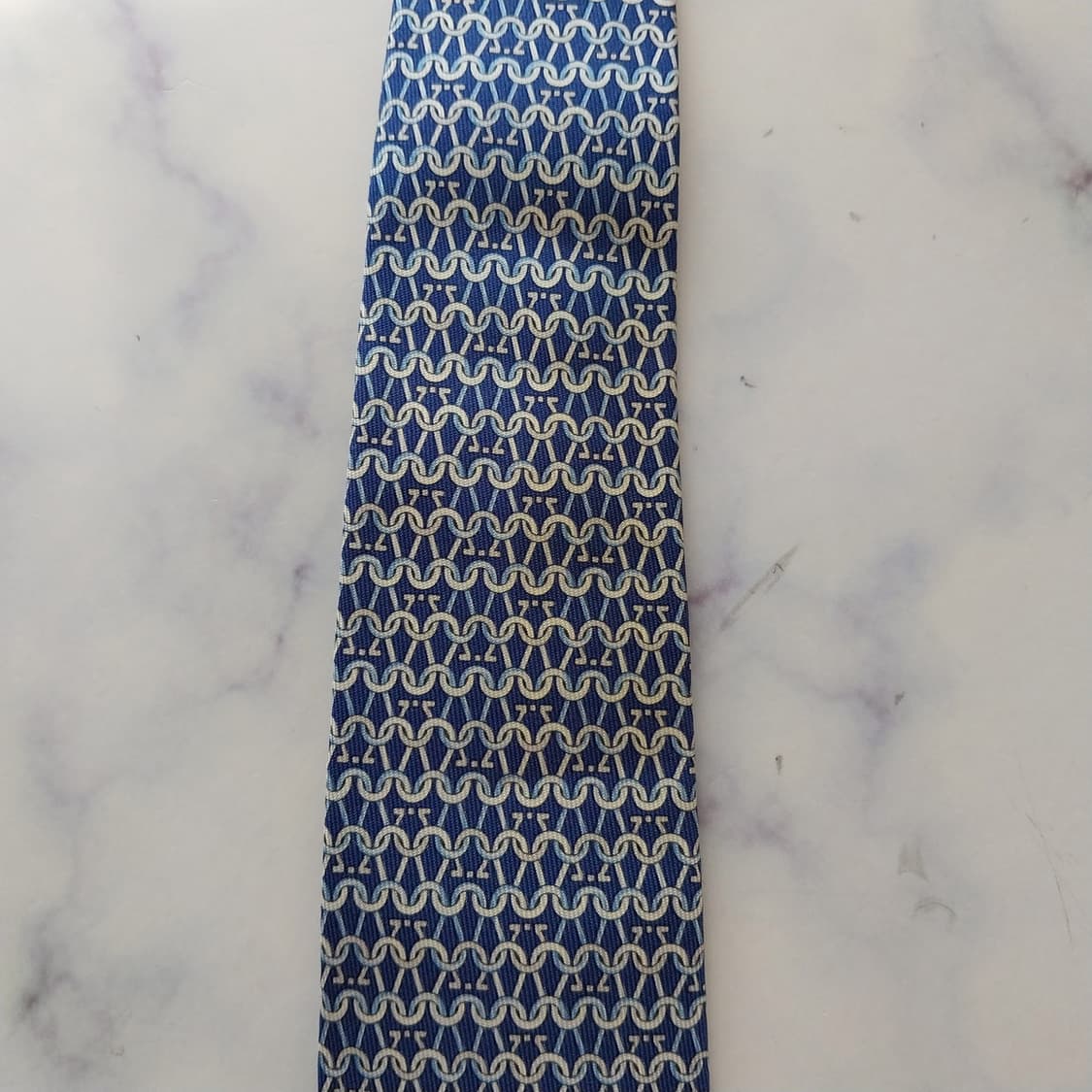 페라가모 실크 블루 간치니 패턴 넥타이 9cm B등급 K2503 상품이미지6