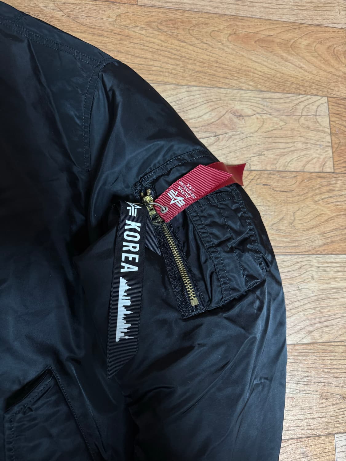 알파인더스트리 Ma-1 (xl사이즈) 상품이미지2