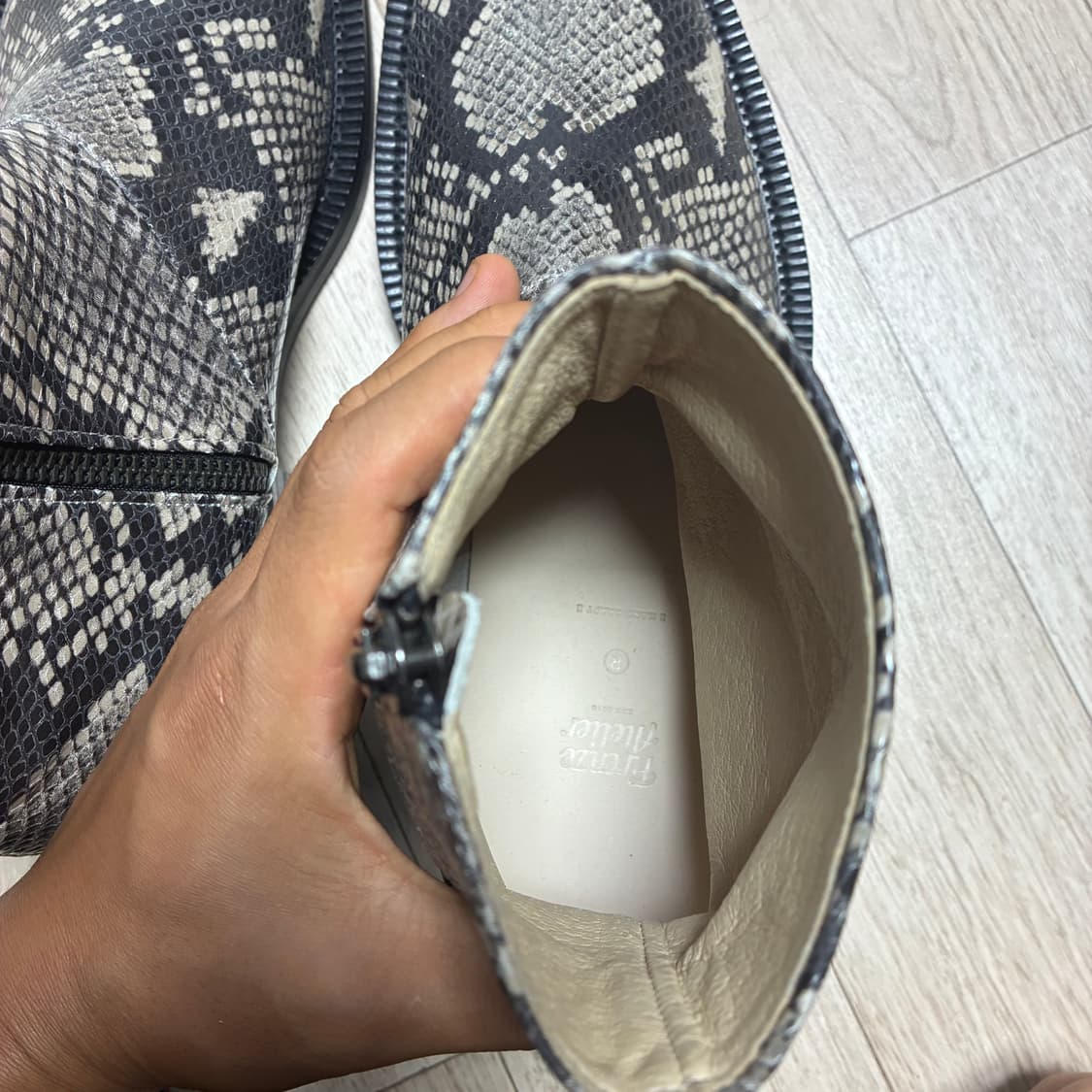 [새상품] 피렌체아뜨리에 PHYTHON 스퀘어토 앵클부츠 9410-ZP  상품이미지7