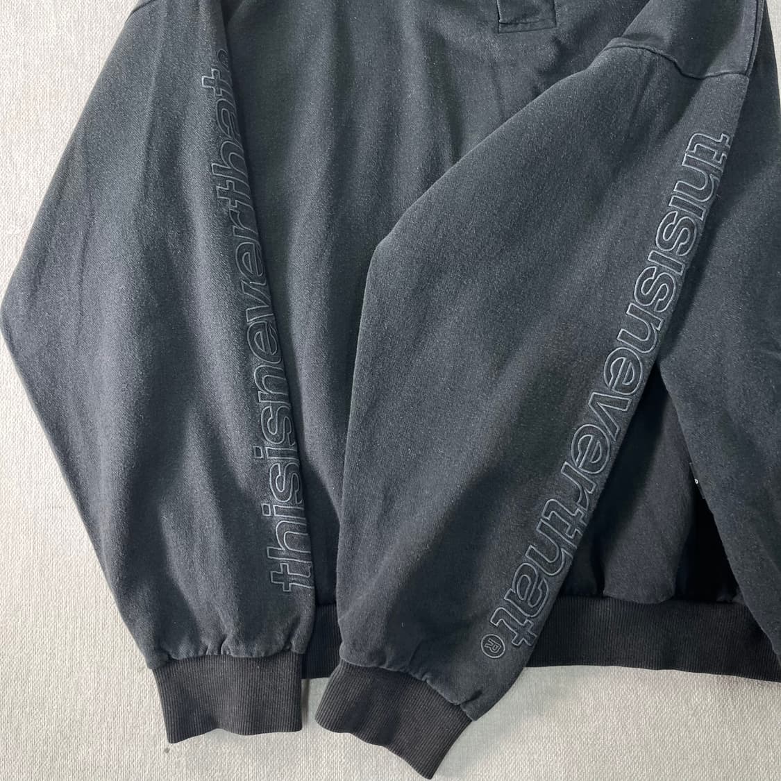 100 디스이즈네버댓 사이드라인 스냅 카라넥 맨투맨 상품이미지3