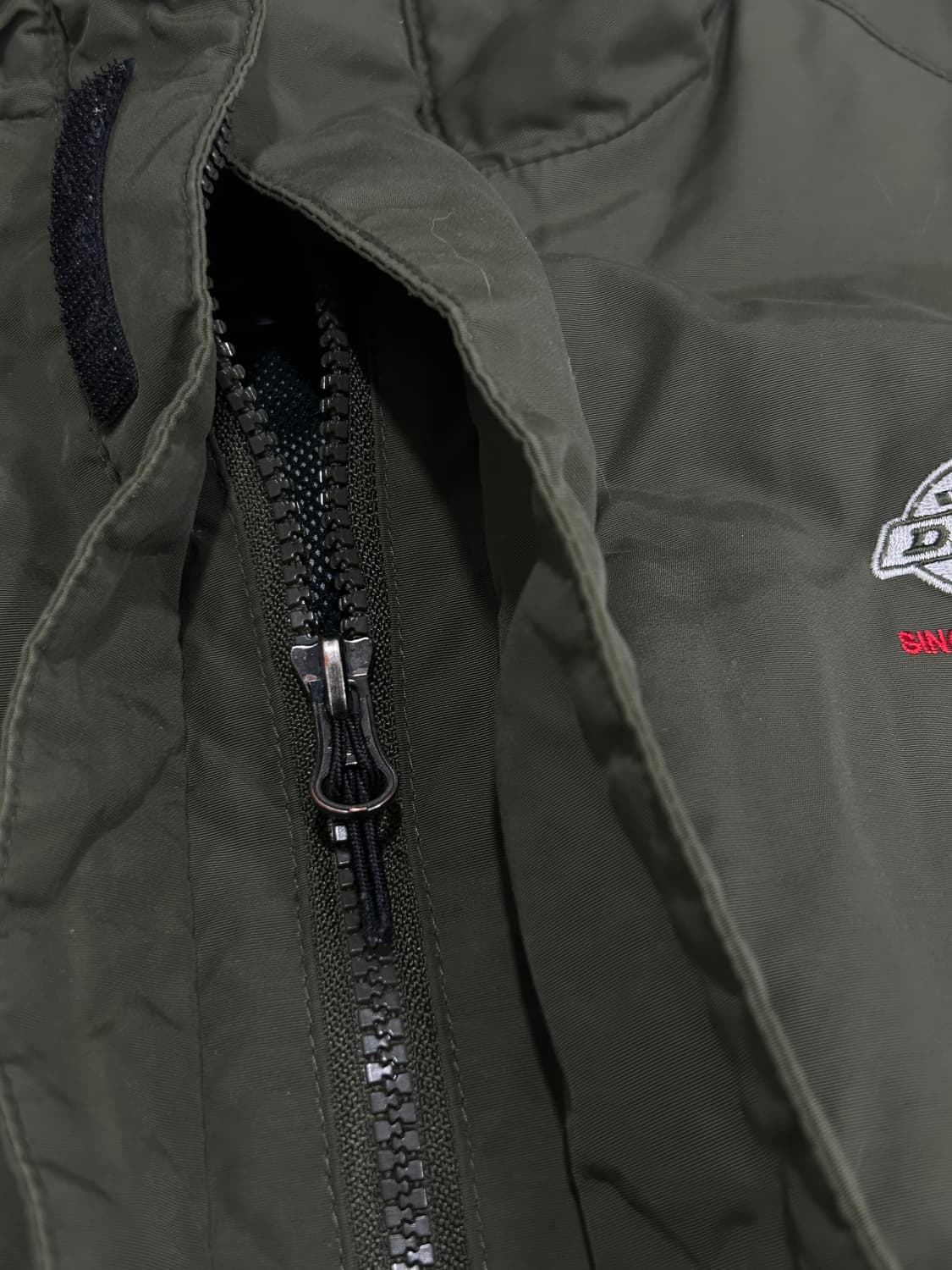 디키즈 카키 바람막이 집업 자켓 남성 M 상품이미지8