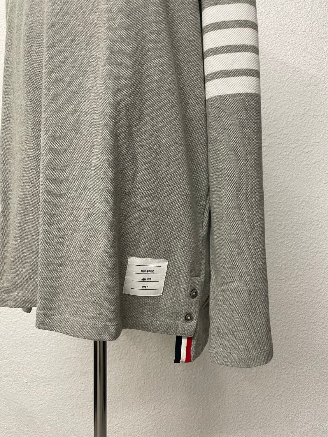 톰브라운 라운드 티셔츠 사이즈 5 상품이미지9