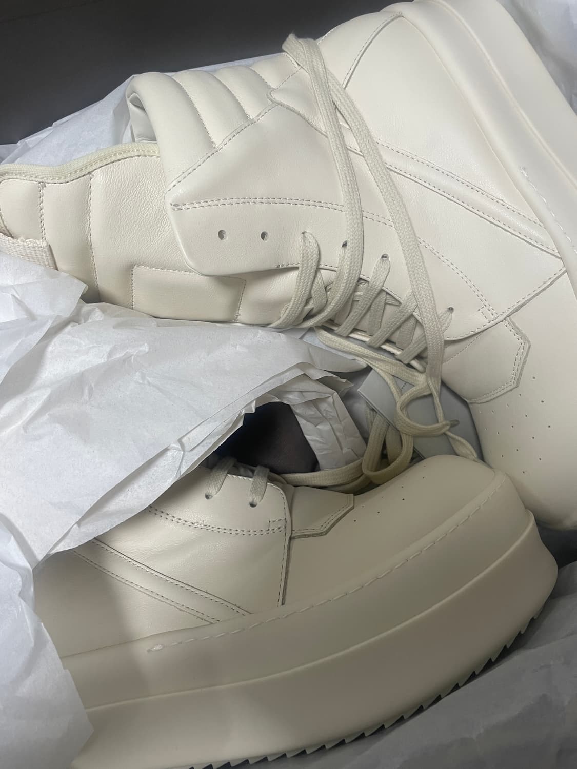 (41.5) 메가범퍼 지오바스켓 밀크 상품이미지4