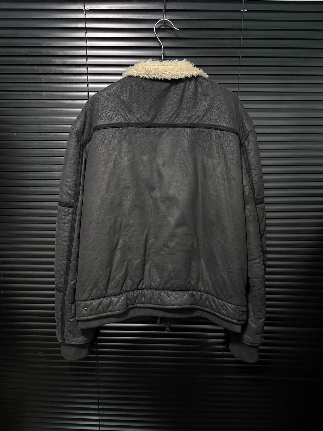 아르마니 익스체인지 알마니 털 무스탕 블랙 라이더 바이커 쉐르파 스웨이드 상품이미지5