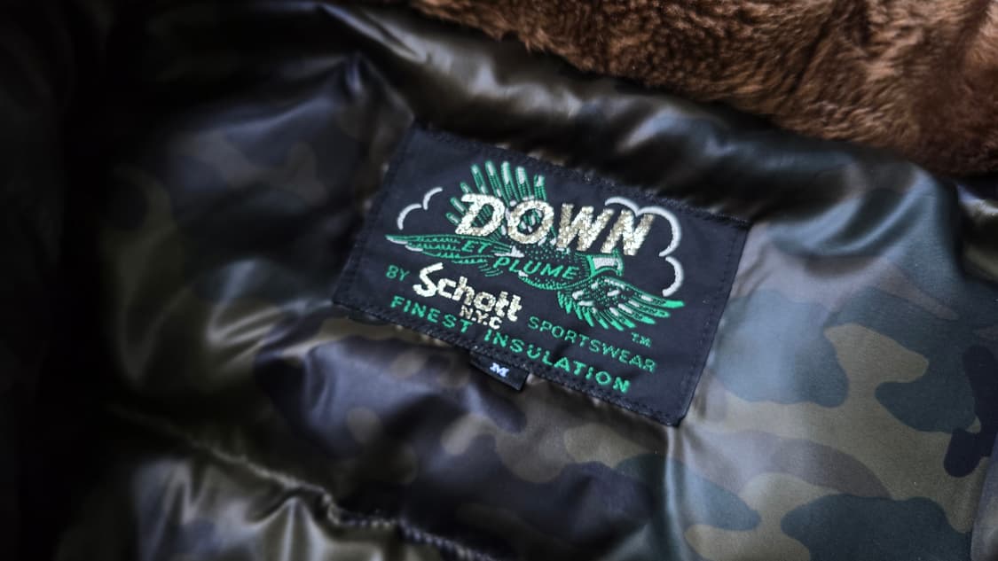 초레어) SCHOTT 쇼트 패딩 M 싸이즈 판매 합니다. 카모 밀리터리 상품이미지4