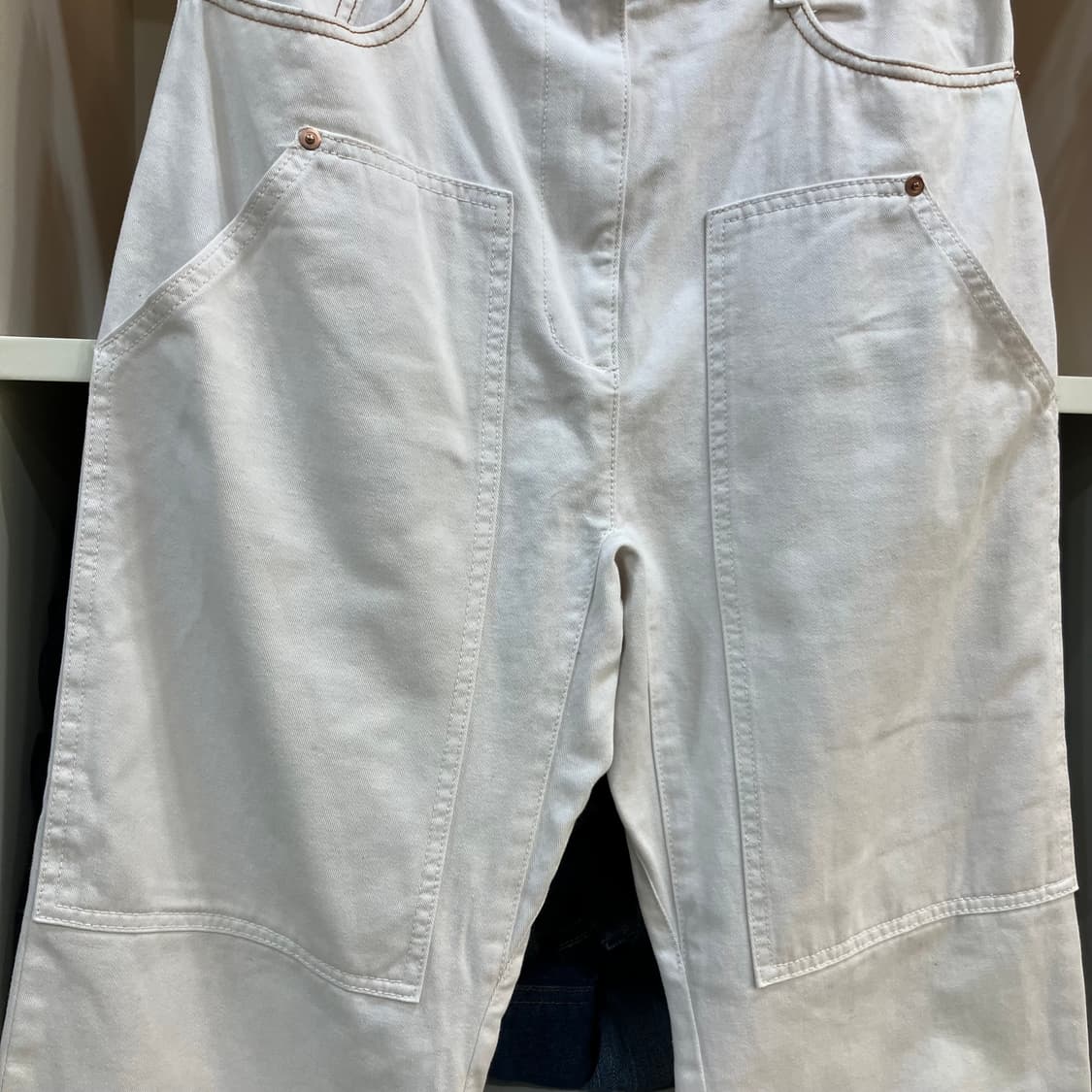 구호 화이트 와이드 카펜터 팬츠 25 상품이미지4