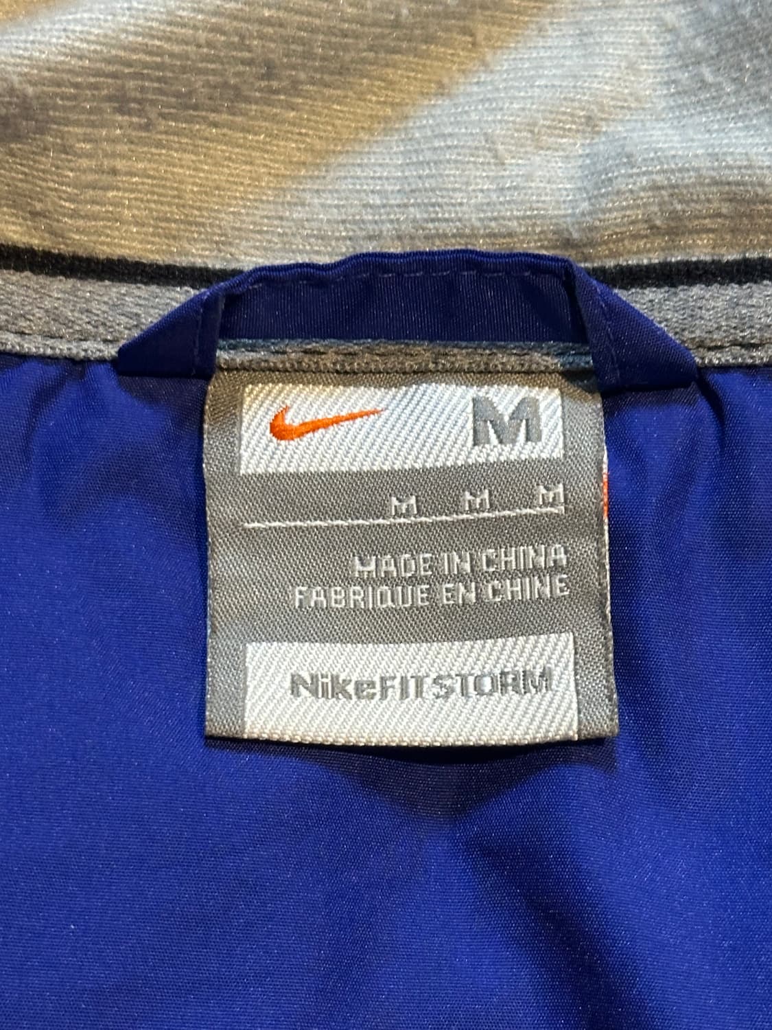 나이키 올드스쿨 스우시 배색 덕다운 푸퍼 패딩 상품이미지6