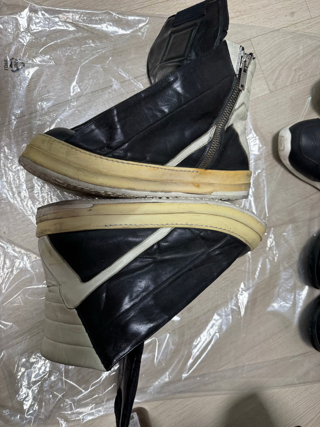 릭오웬스 건담 상품이미지2