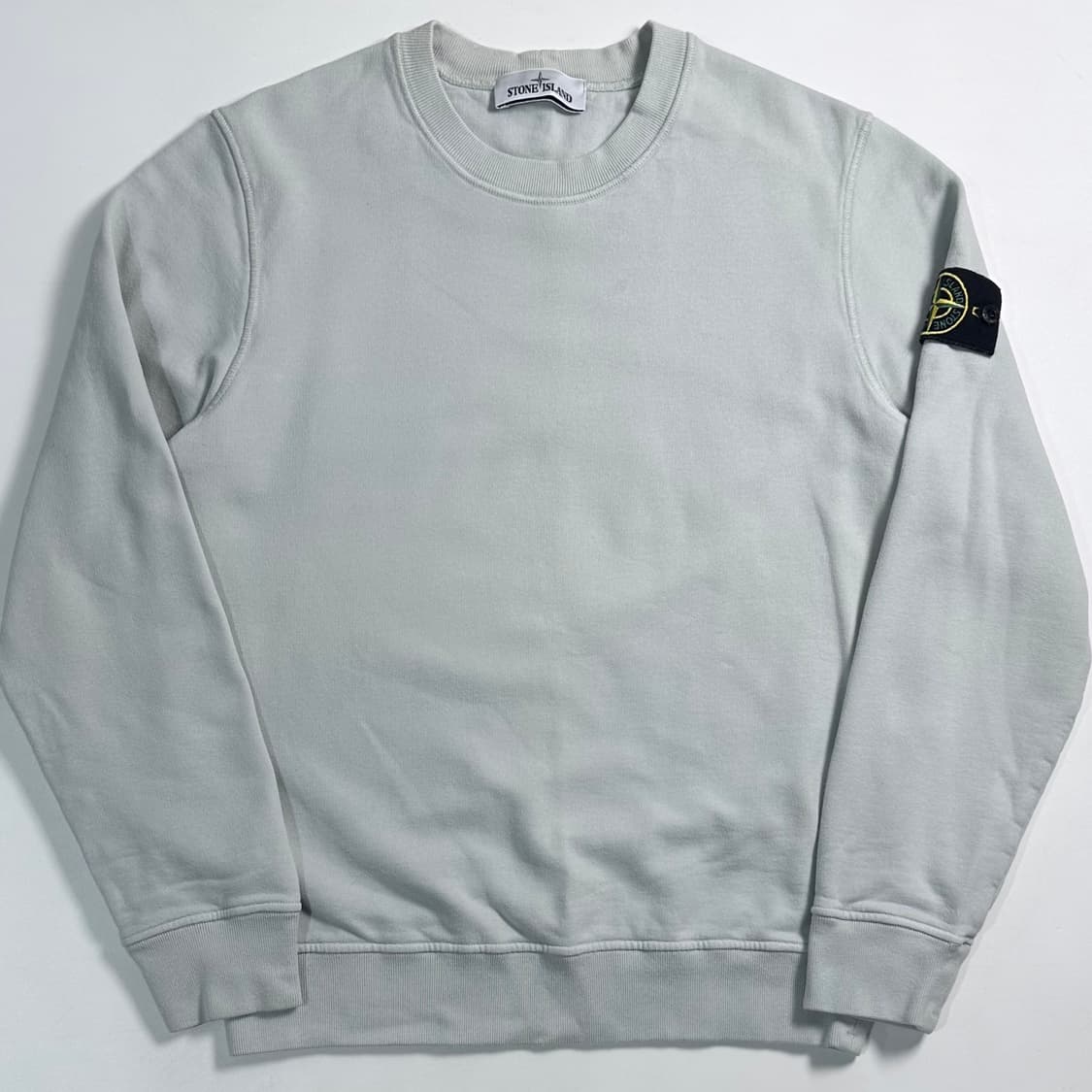 스톤아일랜드 와펜 맨투맨 상품이미지1