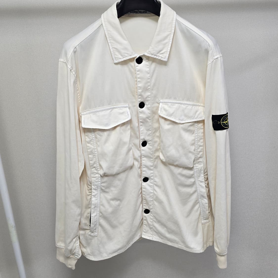 스톤아일랜드 올드이펙트 오버셔츠 자켓 L사이즈 100 판매 상품이미지1
