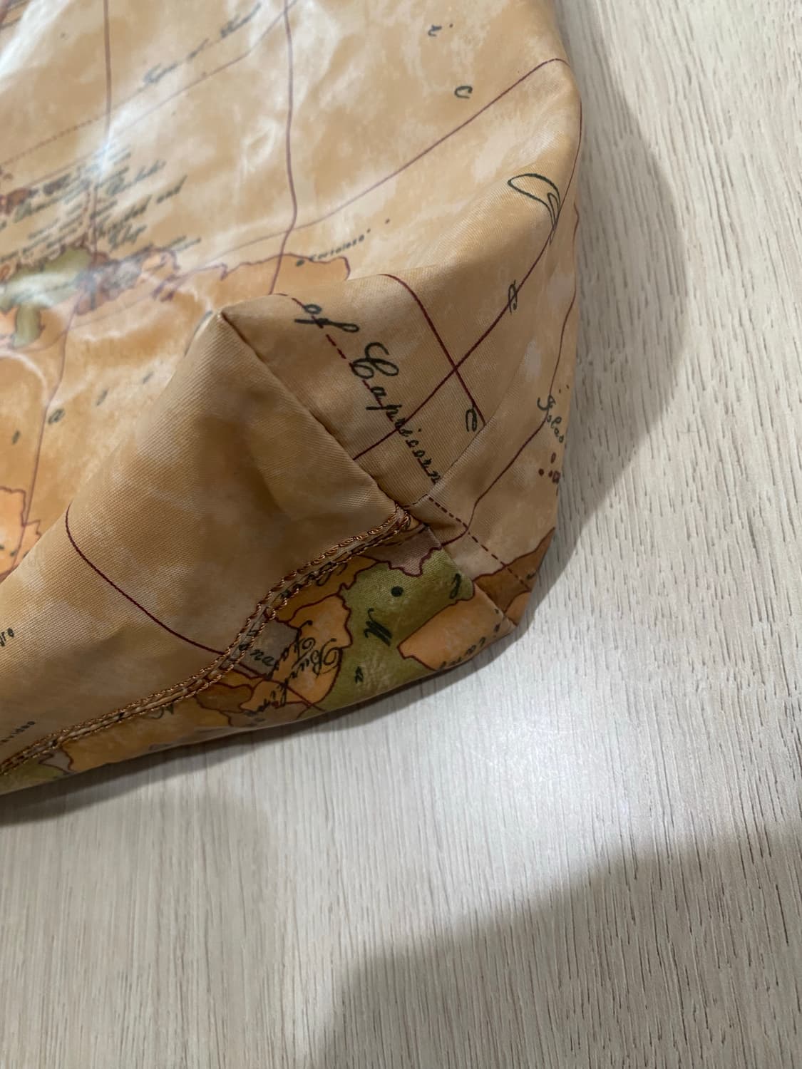 알비에로 마르티니 세계지도 토트백 상품이미지4