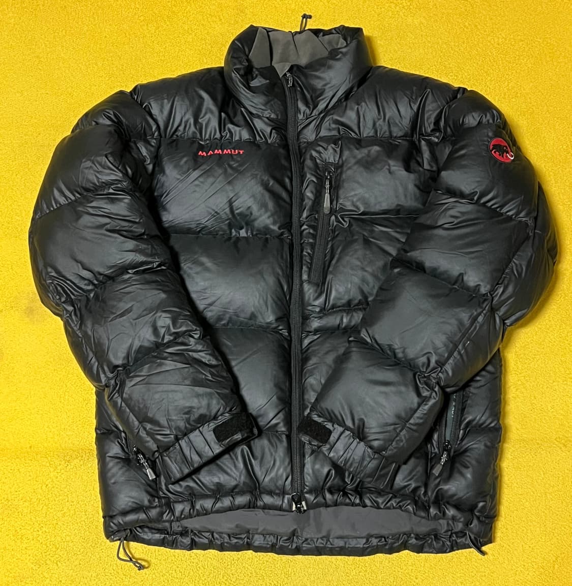 마무트 헤비 패딩 상품이미지1