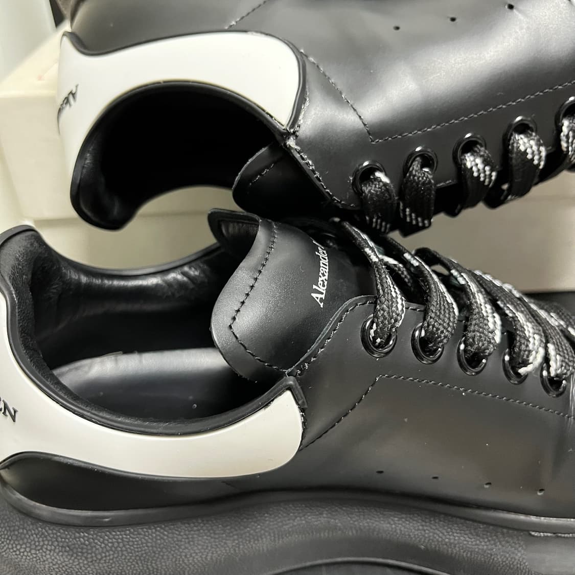  정품 42) 알렉산더 맥퀸 오버솔 트림 스니커즈 270~275 상품이미지6
