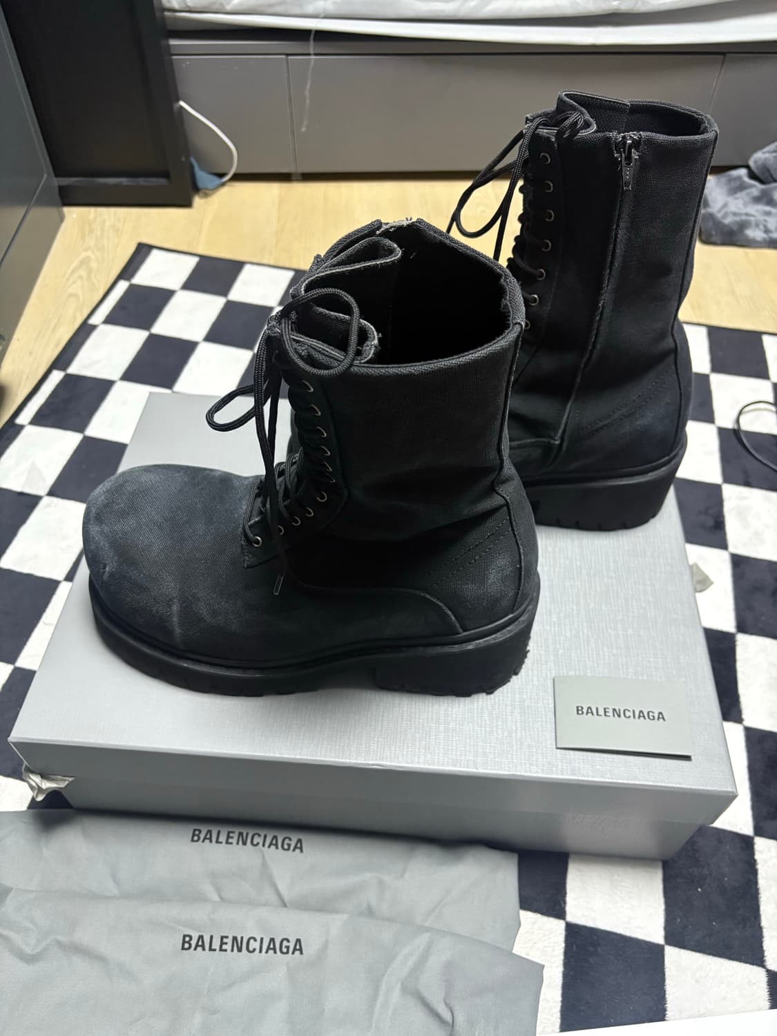 발렌시아가 스톰퍼 44 상품이미지2