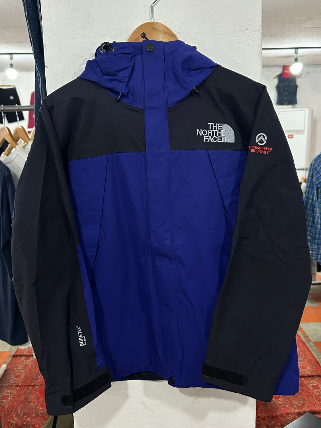 노스페이스 고어텍스 바람막이 상품이미지1