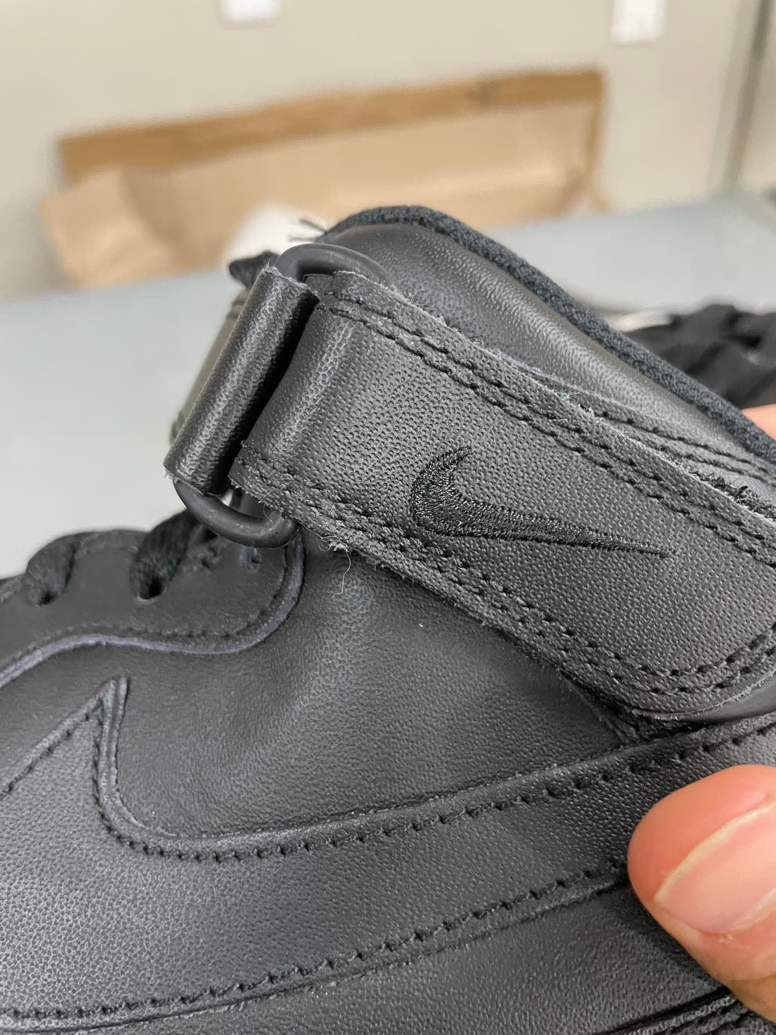 나이키 에어포스1 미드 블랙 285 (gr-4148) 상품이미지8