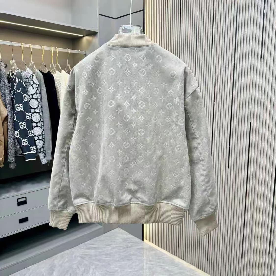 [루이;비통] 새상품 / 바람막이 점퍼 / 약 105 사이즈 오버핏 상품이미지2